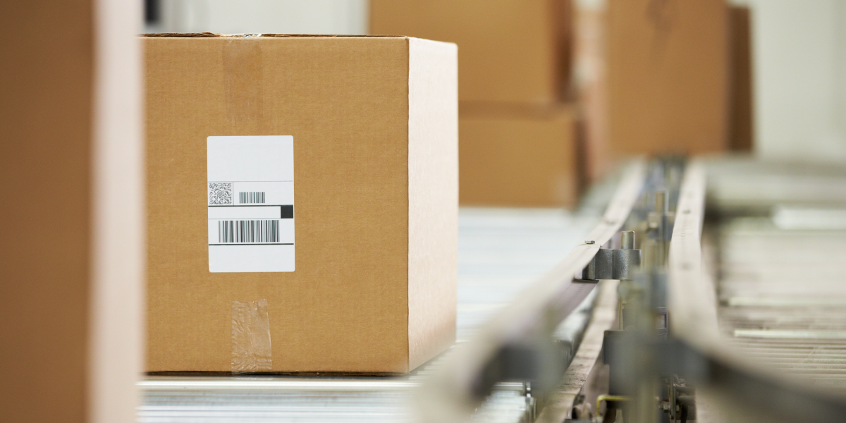 While rules tend to vary state by state, here are a few common rules for how to charge sales tax on shipping costs